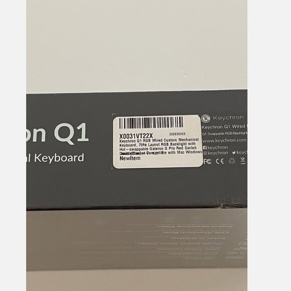 Keychron Q1 Wired Custom 75% Mechanical Keyboard Knob Version 2 NEW Sealed Box - Picture 3 of 4